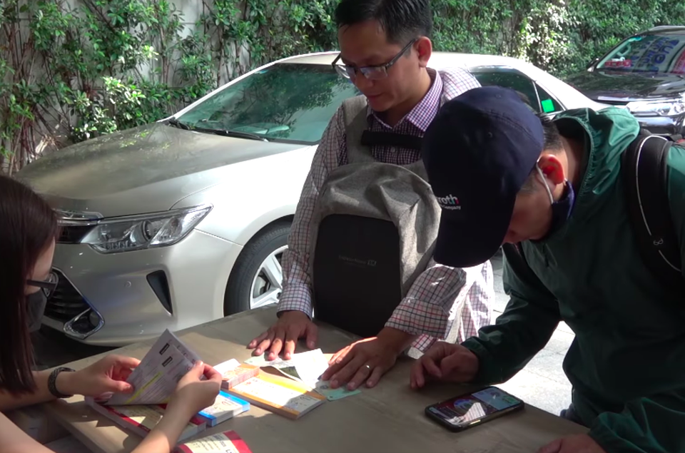 Người hâm mộ TPHCM lên cơn sốt với cuộc so tài Công Phượng – Quang Hải - 3