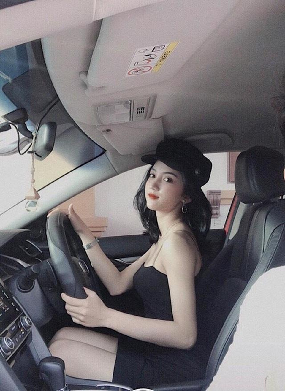 ĐH Thương mại - ngôi trường sản sinh nhiều người mẫu lookbook thời trang - 10