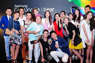Màn chào sân ấn tượng của Galaxy S5 tại Việt Nam