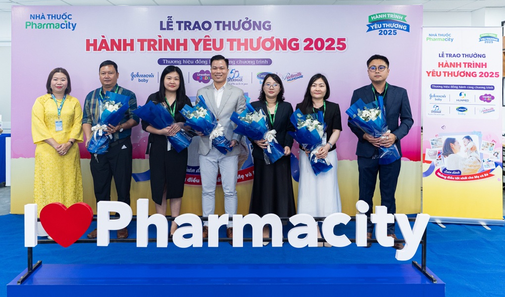 Pharmacity chăm lo sức khỏe cho các mẹ bầu với gói tài trợ gần 2 tỷ đồng - 4 Pharmacity chăm lo sức khỏe cho các mẹ bầu với gói tài trợ gần 2 tỷ đồng - 4