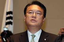 Hàn Quốc: Lãnh đạo nhóm nghị sỹ đảng Saenuri cầm quyền từ chức