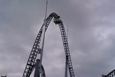 Nhật Bản khai trương đường tàu lượn dốc nhất thế giới