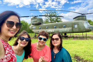 Hội chị em U60 Hà Nội tự lái ô tô xuyên Việt 35 ngày với 6.750km