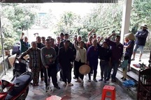 Dân phản đối vì chính quyền cho quy hoạch nghĩa trang sát khu dân cư tại Nghệ An