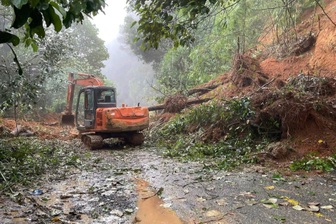 Đèo nối Đà Lạt - TPHCM thông tuyến sau nhiều giờ bị gián đoạn