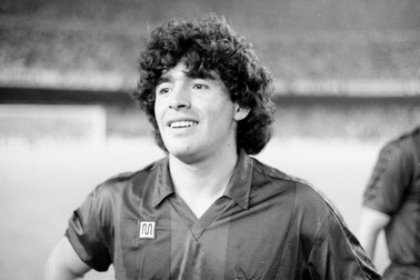 Thêm hai người bị điều tra liên quan tới cái chết của Maradona