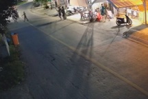 Không được qua chốt đi thu hụi, nam thanh niên chém cán bộ trực chốt