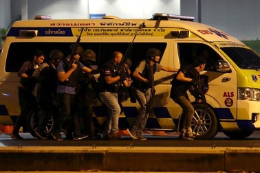 Đêm thảm sát kinh hoàng trong trung tâm thương mại ở Thái Lan