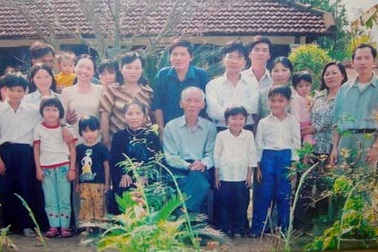 Cả làng dạy học