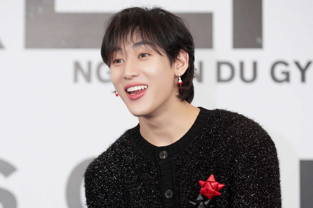 BamBam (GOT7) đến TPHCM: Muốn ăn thử hột vịt lộn, bánh tráng trộn - 1 BamBam (GOT7) đến TPHCM: Muốn ăn thử hột vịt lộn, bánh tráng trộn - 1