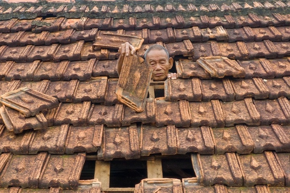 Nhà an toàn, sống an tâm mô hình khẩn thiết cho dân nghèo vùng rốn lũ - 5 Nhà an toàn, sống an tâm mô hình khẩn thiết cho dân nghèo vùng rốn lũ - 5