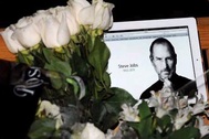 Lắng nghe ca khúc đặc biệt dành tặng Steve Jobs