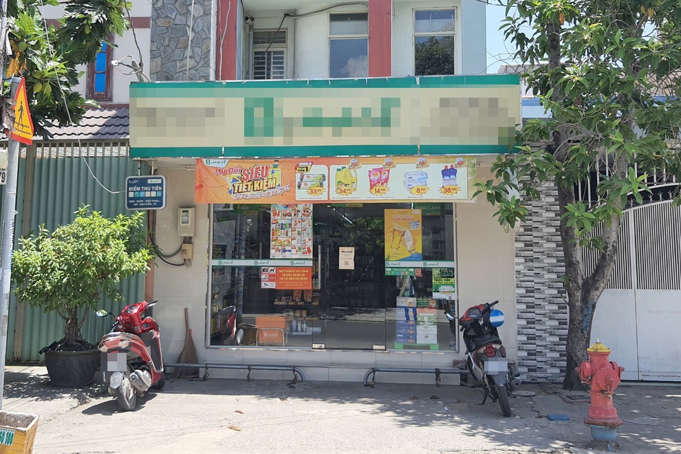 TPHCM: Nam thanh niên mang súng đi cướp lấy tiền nuôi vợ hờ và con - 2 TPHCM: Nam thanh niên mang súng đi cướp lấy tiền nuôi vợ hờ và con - 2