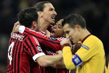 "Tam tấu" Boateng - Robinho - Ibrahimovic giúp Milan nghiền nát Arsenal