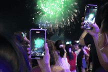 Pháo hoa rực sáng bầu trời TPHCM đêm 30/4