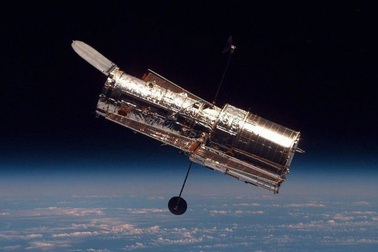 Kính viễn vọng không gian Hubble gặp sự cố chưa rõ nguyên nhân