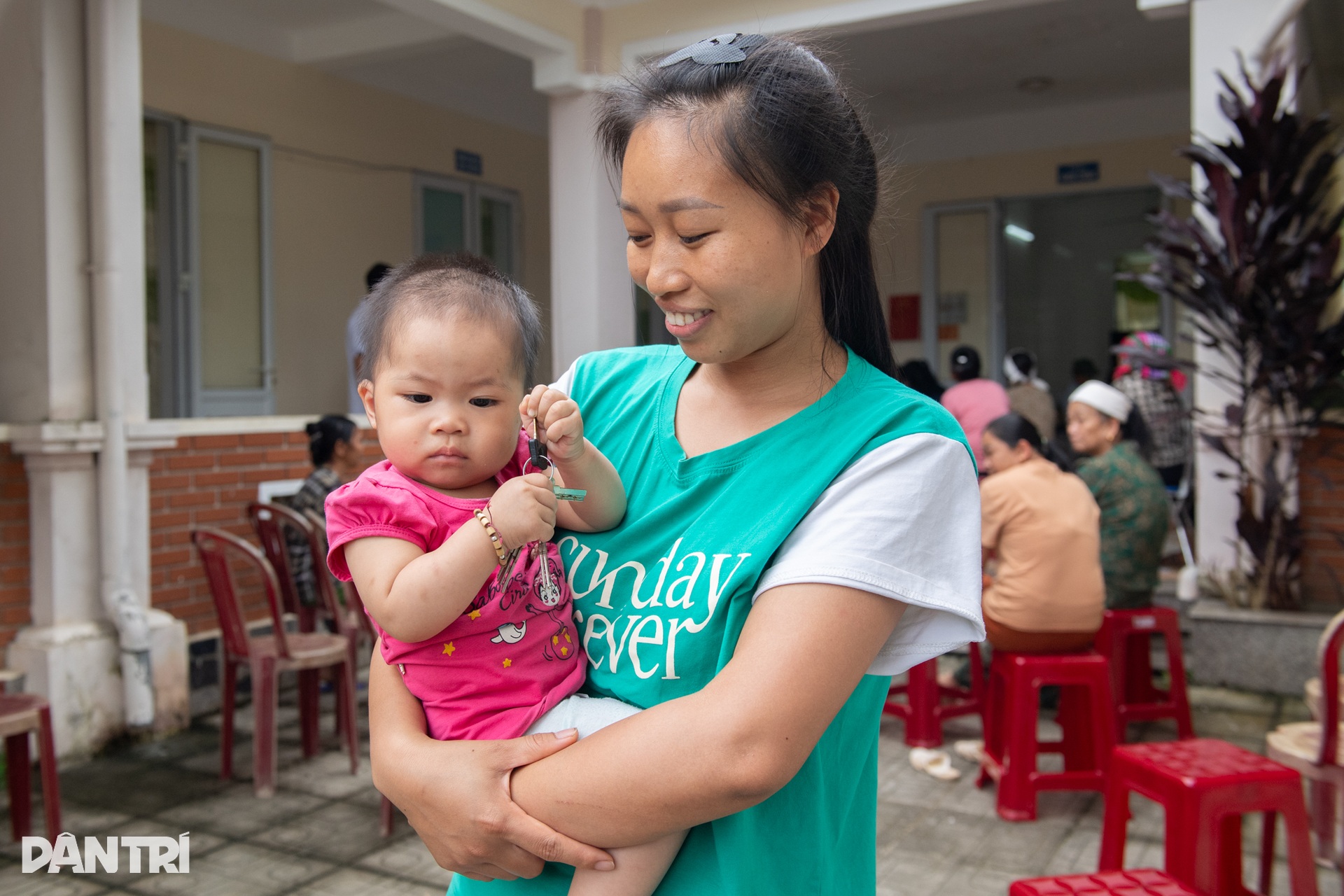 Tư vấn sức khoẻ như món quà quý đối với những gia đình còn khó khăn” - 13 Tư vấn sức khoẻ như món quà quý đối với những gia đình còn khó khăn” - 13