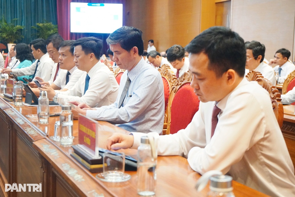Bí thư Gia Lai: Ai gây khó khăn cho dân tôi sẽ xử lý - 2 Bí thư Gia Lai: Ai gây khó khăn cho dân tôi sẽ xử lý - 2
