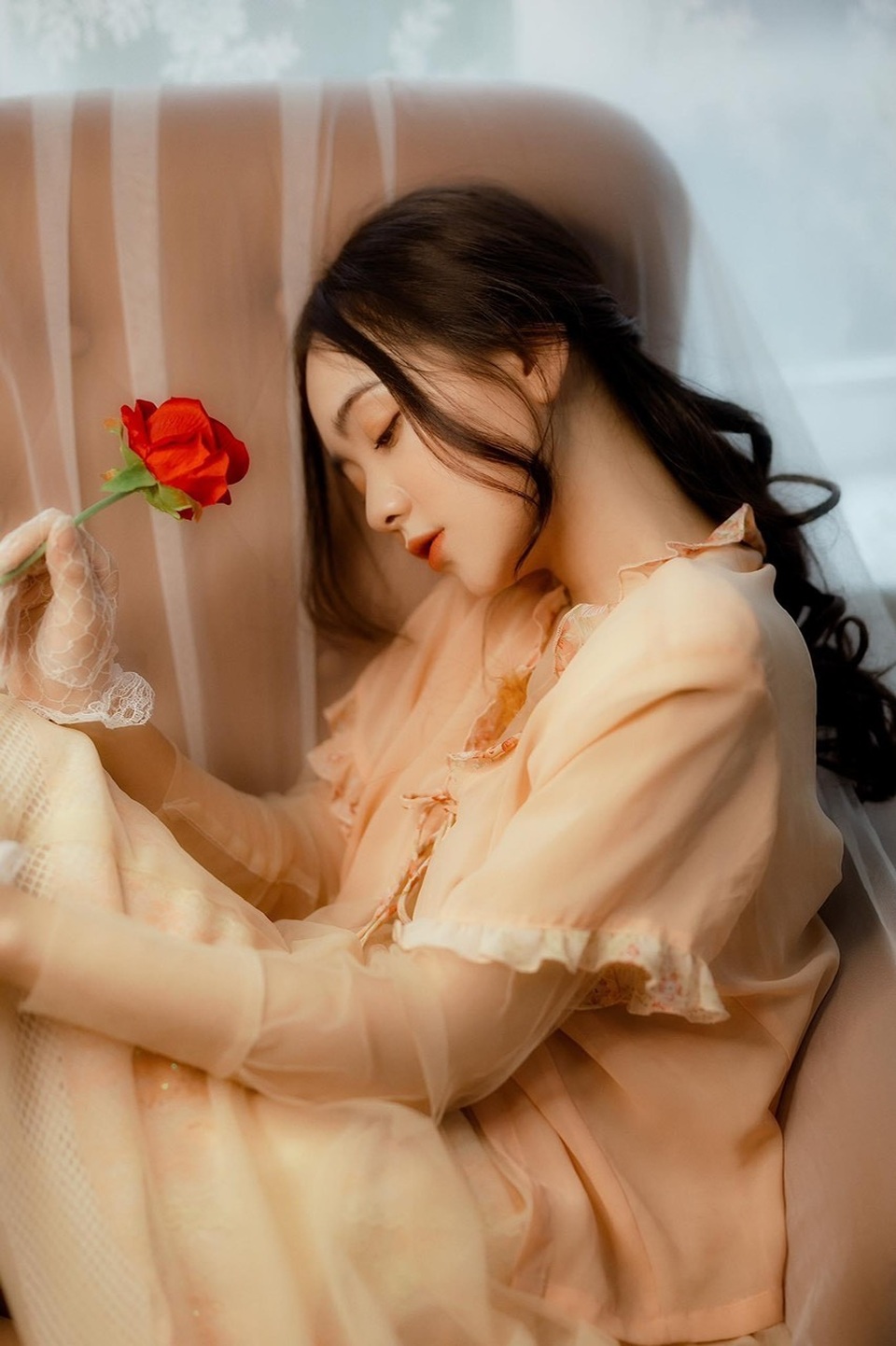 Hot girl 9X đẹp gợi cảm: Độc thân để biết yêu chính mình - 14 Hot girl 9X đẹp gợi cảm: Độc thân để biết yêu chính mình - 14