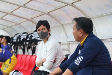 Đồng hương HLV Park Hang Seo chính thức dẫn dắt CLB Hà Nội