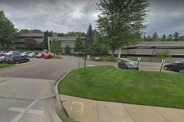 Mỹ lập trường đại học giả bẫy dân nhập cư trái phép