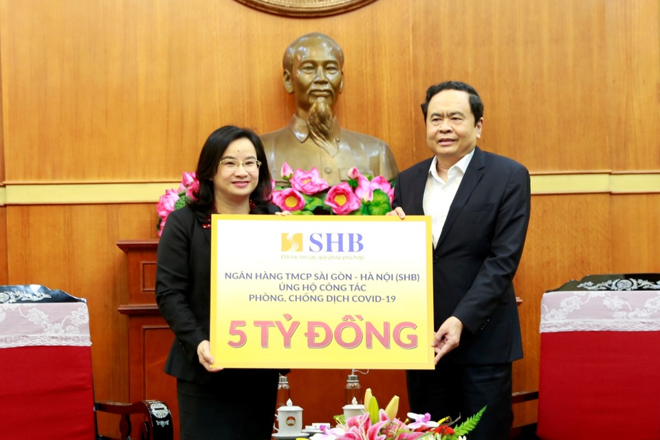 Doanh nghiệp của “bầu Hiển” ủng hộ 10 tỷ đồng cho công tác phòng chống dịch COVID-19 - 2 Doanh nghiệp của “bầu Hiển” ủng hộ 10 tỷ đồng cho công tác phòng chống dịch COVID-19 - 2