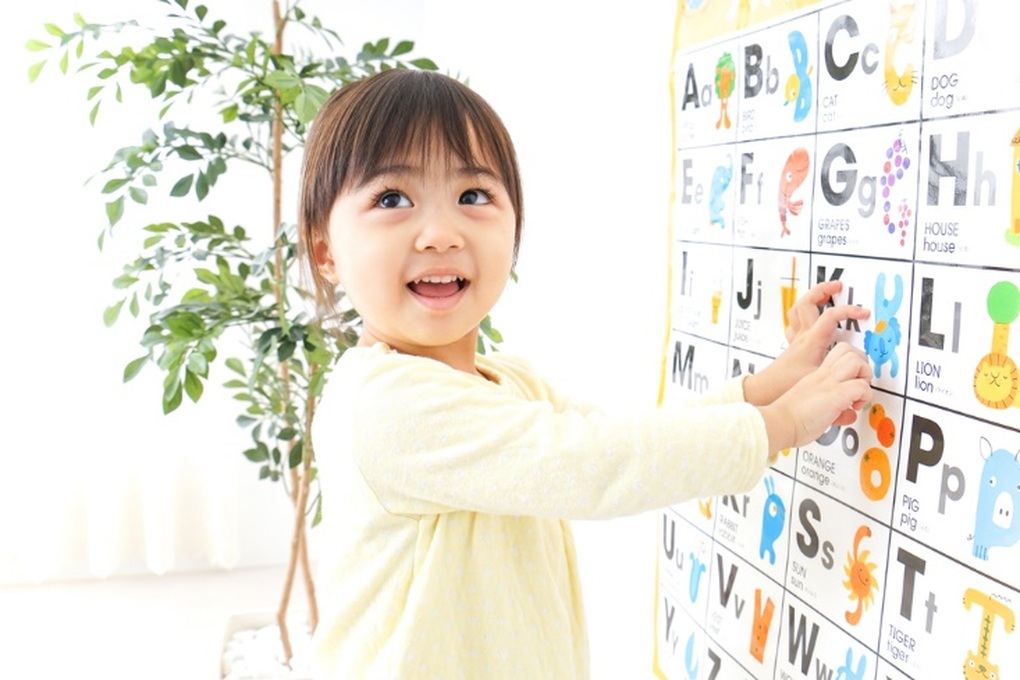 Dạy ngoại ngữ từ trong bụng mẹ có khiến trẻ nói tiếng Anh như gió? - 1 Dạy ngoại ngữ từ trong bụng mẹ có khiến trẻ nói tiếng Anh như gió? - 1