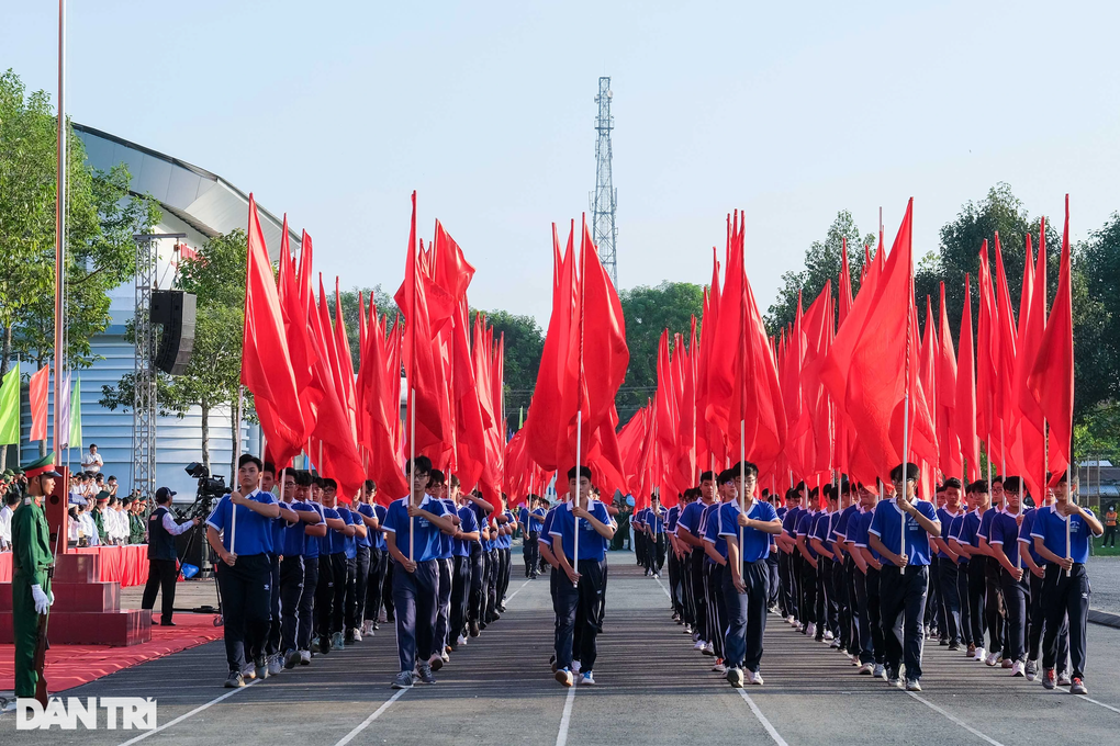 Khai mạc hội thao giáo dục Quốc phòng và An ninh học sinh THPT toàn quốc - 1 Khai mạc hội thao giáo dục Quốc phòng và An ninh học sinh THPT toàn quốc - 1