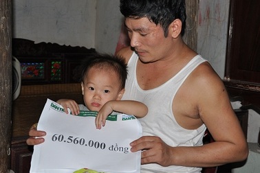 Hơn 60 triệu đồng đến với người đàn ông lo từng ngày phải xa con trai bé bỏng