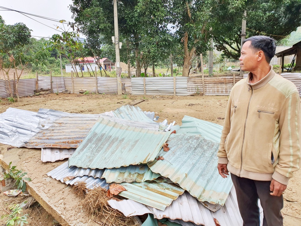 Thủy điện Đăk Mi 4 chưa đền bù cho dân: Chủ đầu tư thiếu trách nhiệm! - 1 Thủy điện Đăk Mi 4 chưa đền bù cho dân: Chủ đầu tư thiếu trách nhiệm! - 1