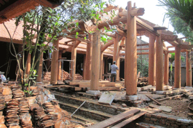 “Đập cổ kính xưa” dựng… chùa mới 
