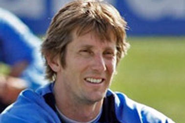 Sau Schmeichel là Van der Sar... 