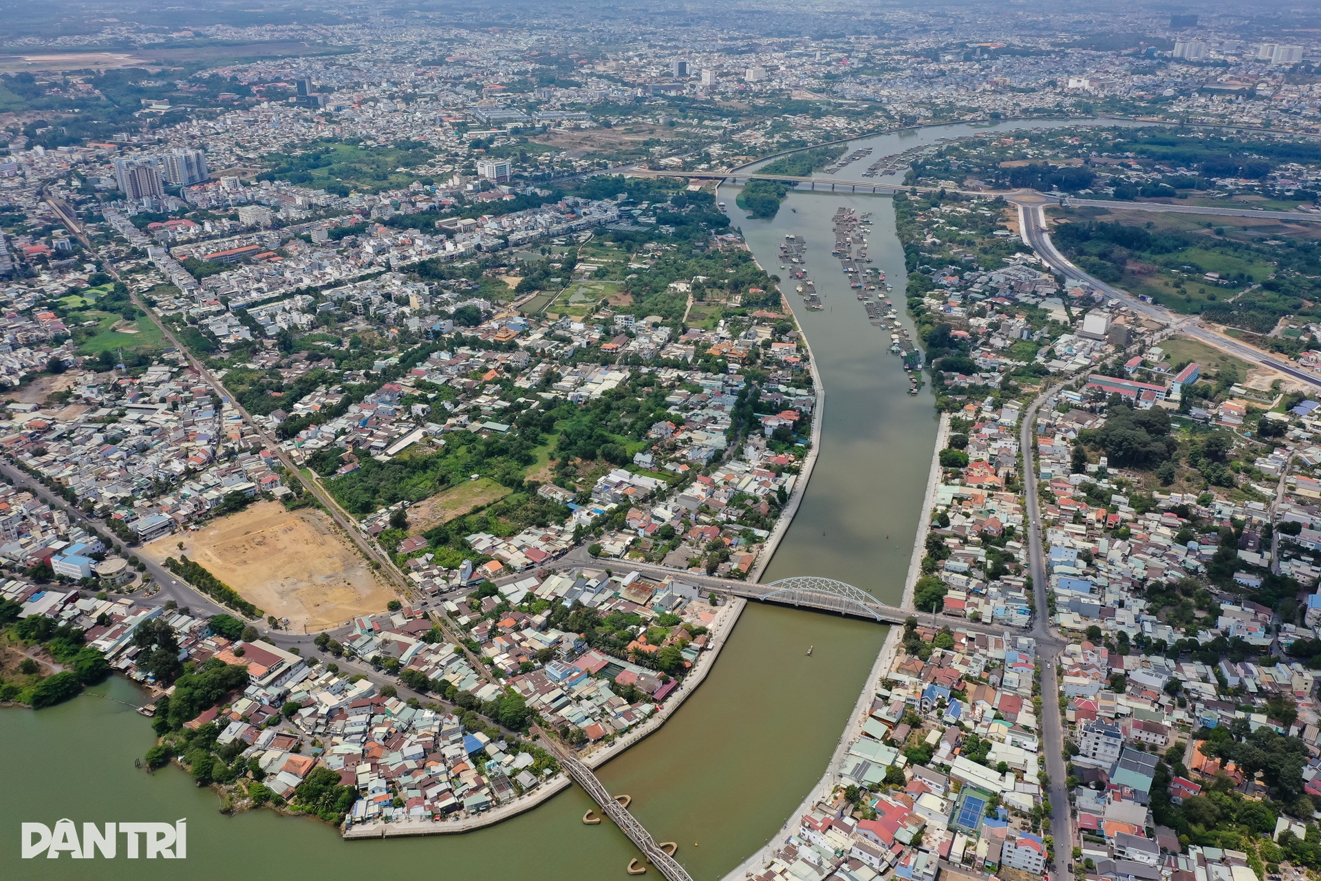 Toàn cảnh Đồng Nai trước ngưỡng cửa là thành phố trực thuộc Trung ương - 3