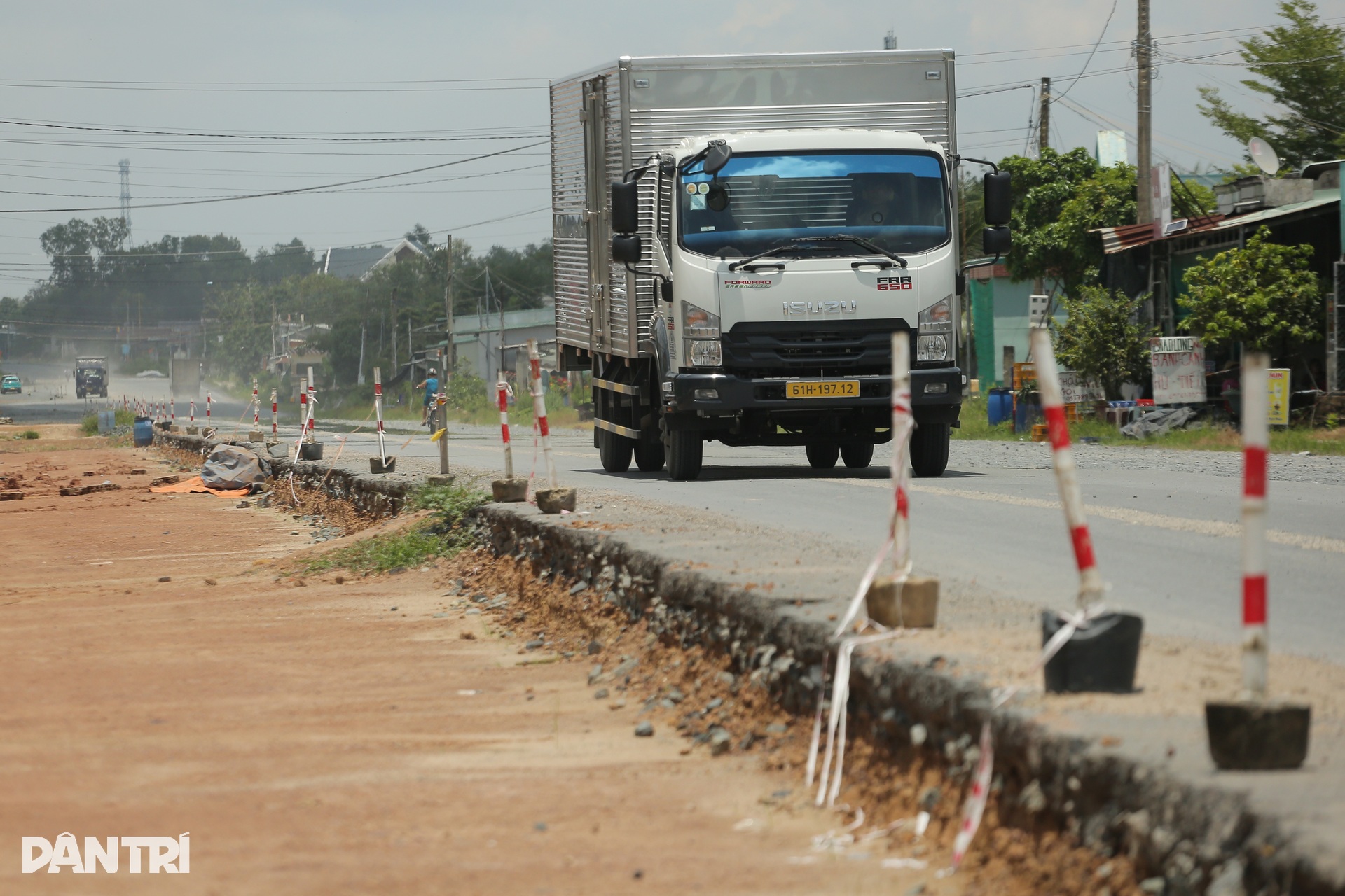 Người dân than trời vì tuyến đường kết nối Tây Ninh - TPHCM đắp chiếu - 2 Người dân than trời vì tuyến đường kết nối Tây Ninh - TPHCM đắp chiếu - 2