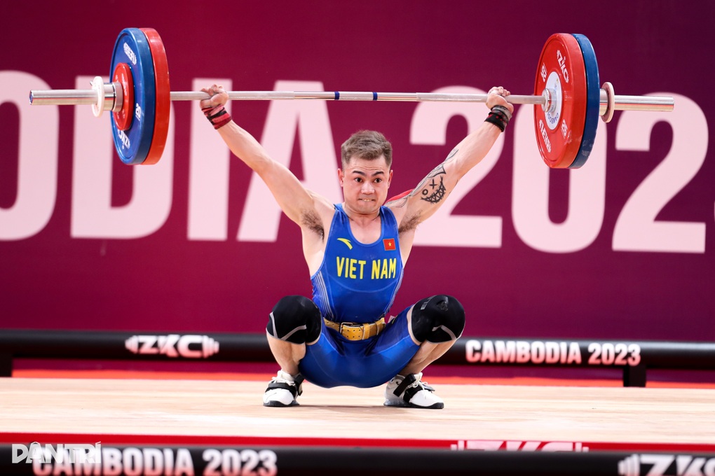 Nhật ký SEA Games 32 ngày 13/5: Đoàn Việt Nam giành 87 HCV, bỏ xa Thái Lan - 1 Nhật ký SEA Games 32 ngày 13/5: Đoàn Việt Nam giành 87 HCV, bỏ xa Thái Lan - 1