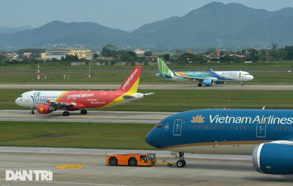 Thủ tướng chỉ đạo nóng việc quản lý chuyến bay nhập cảnh Việt Nam - 1 Thủ tướng chỉ đạo nóng việc quản lý chuyến bay nhập cảnh Việt Nam - 1