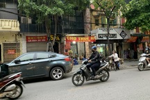 Lại "nóng" làn sóng trả mặt bằng trên các tuyến phố đất “kim cương”