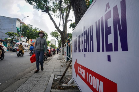 Lấy lại vỉa hè bị chiếm dụng xung quanh Bệnh viện Đà Nẵng