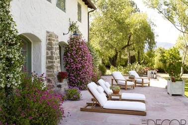 “Đột nhập” biệt thự siêu sang của Reese Witherspoon