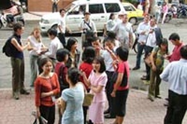 Một ngày 3 trận động đất