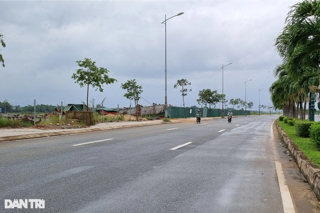 Dây điện ở Quảng Ngãi võng xuống đường, gây tai nạn chết người - 1 Dây điện ở Quảng Ngãi võng xuống đường, gây tai nạn chết người - 1