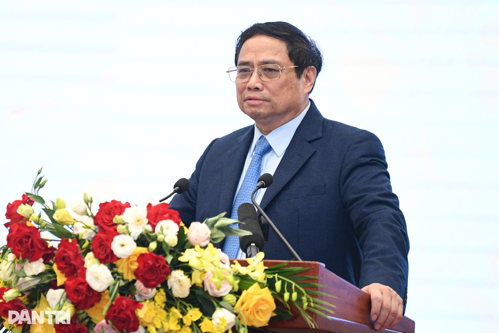 Thủ tướng: Thời gian, nhiệm vụ lo toan cho con người không chờ đợi ai! - 2