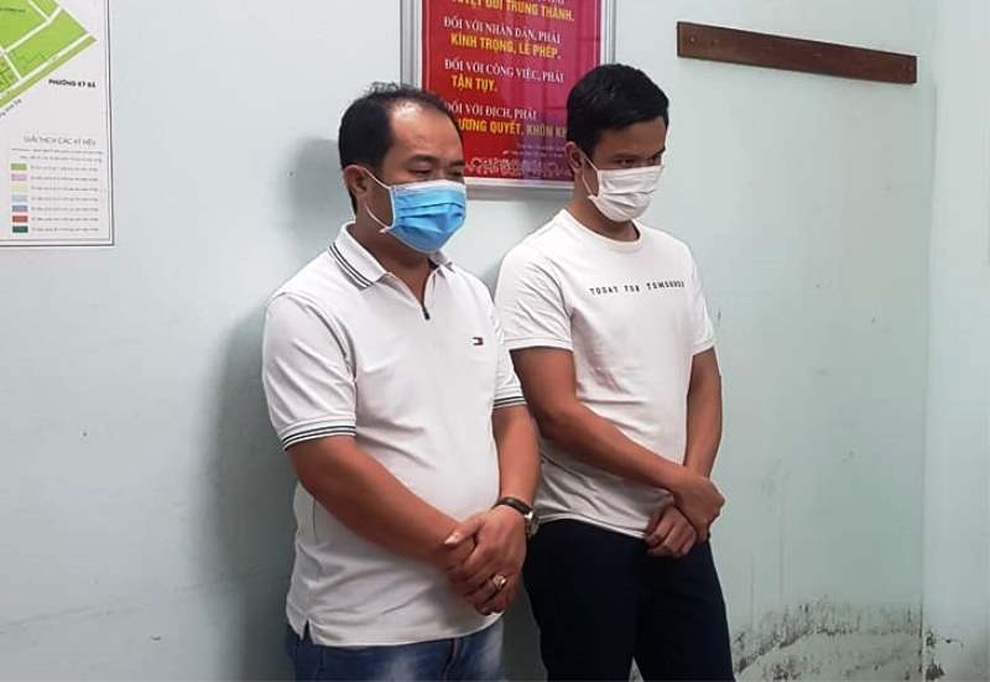 Nhận tiền lót tay để cho công nhân không có giấy xét nghiệm thông chốt - 2 Nhận tiền lót tay để cho công nhân không có giấy xét nghiệm thông chốt - 2