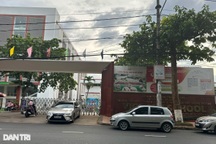 Tranh cãi việc nộp chậm học phí 2 ngày, bị trường hủy kết quả vào lớp 10