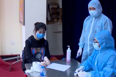 1000 người tiếp xúc ca mắc Covid-19, mua thuốc cảm cúm phải khai báo y tế