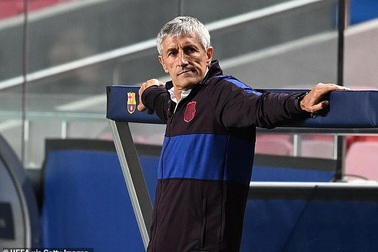 Barcelona chuẩn bị đưa ra quyết định sa thải HLV Quique Setien