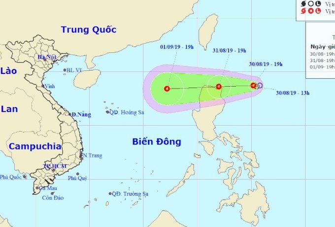 Bão số 4 vừa tan, áp thấp nhiệt đới mới lại hướng vào khu vực miền Trung - Ảnh 1.