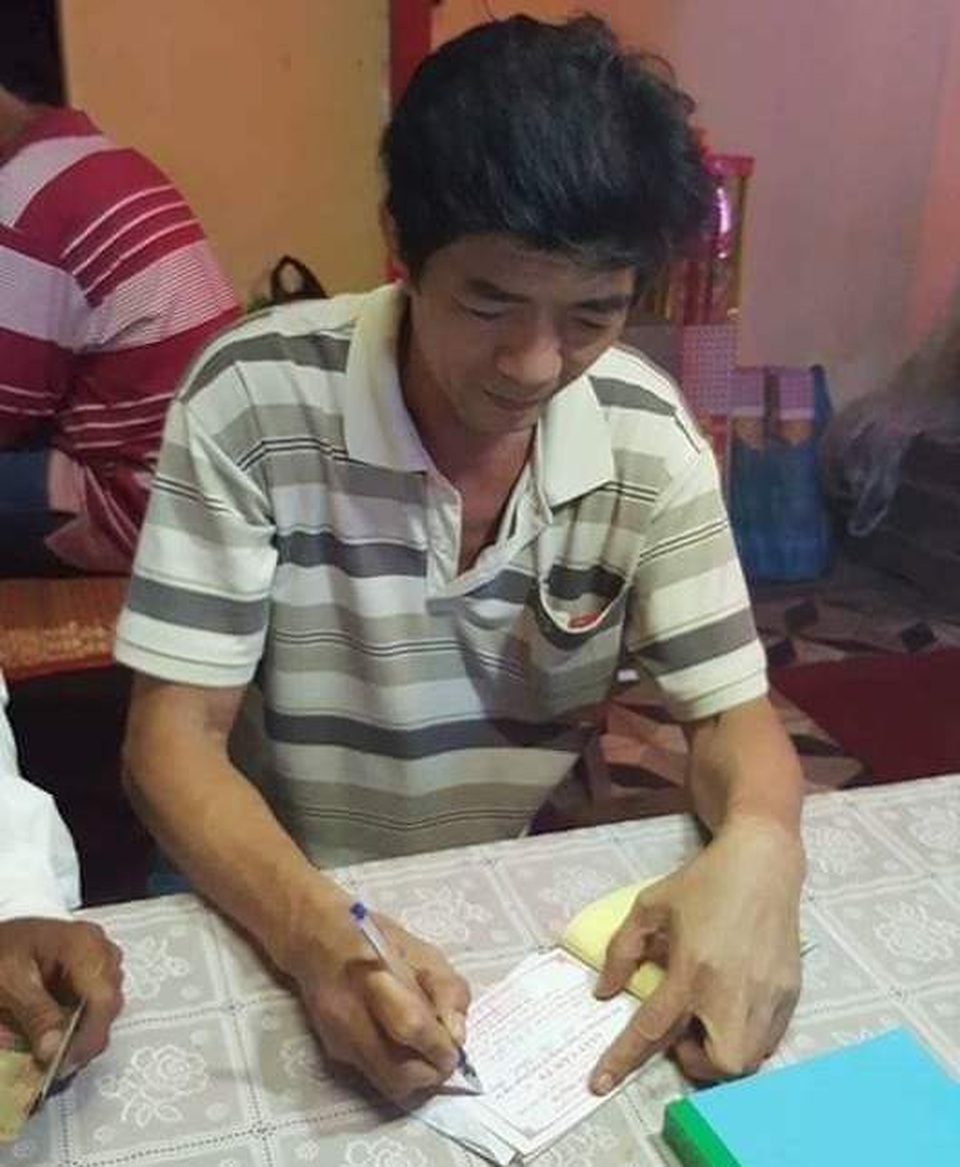 Hỗ trợ anh chị em bán vé số - thông báo nghĩa tình của ông chủ đại lý - 3 Hỗ trợ anh chị em bán vé số - thông báo nghĩa tình của ông chủ đại lý - 3