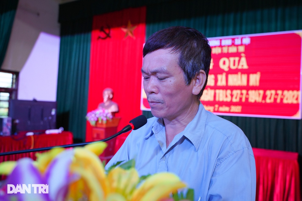Báo Dân trí tặng quà tri ân 50 gia đình tại xã có 16 Mẹ Việt Nam anh hùng - 9 Báo Dân trí tặng quà tri ân 50 gia đình tại xã có 16 Mẹ Việt Nam anh hùng - 9