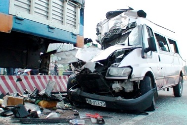 Tài xế xe khách ngủ gật làm chết 2 người lĩnh án 8 năm tù